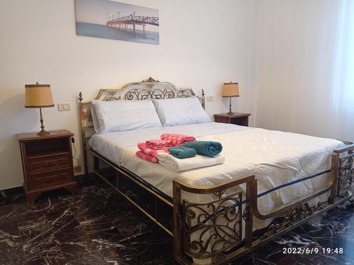 Apartament Down Town Emily La Spezia Zewnętrze zdjęcie